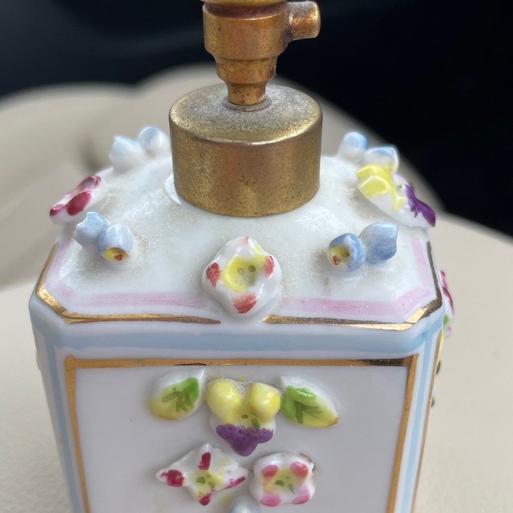 Vtg. IRICE Porcelain Perfume Bottle France